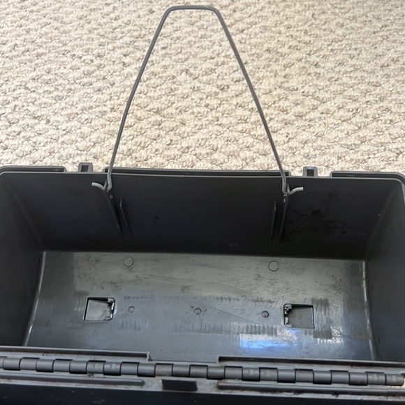 Vintage Gray Domed Lunch Bucket Aladdin Lunch Pail, Plastic Decorative, Storage - Picture 8 of 16